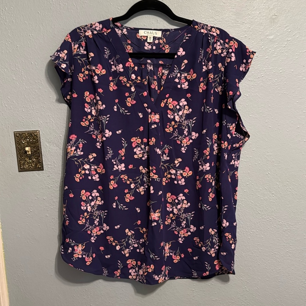 Chaus XL purple floral blouse with flutter sleeve